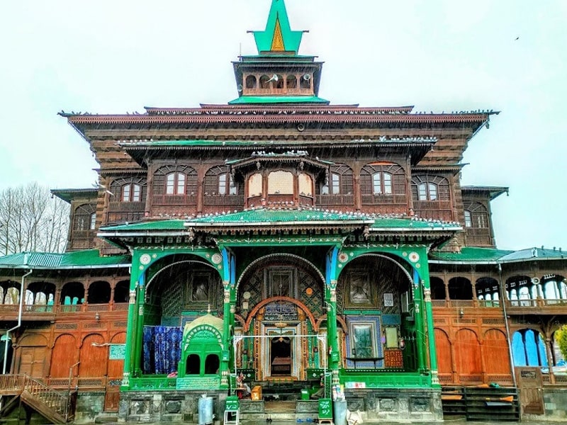 Shah E Hamdan R.H Mosque