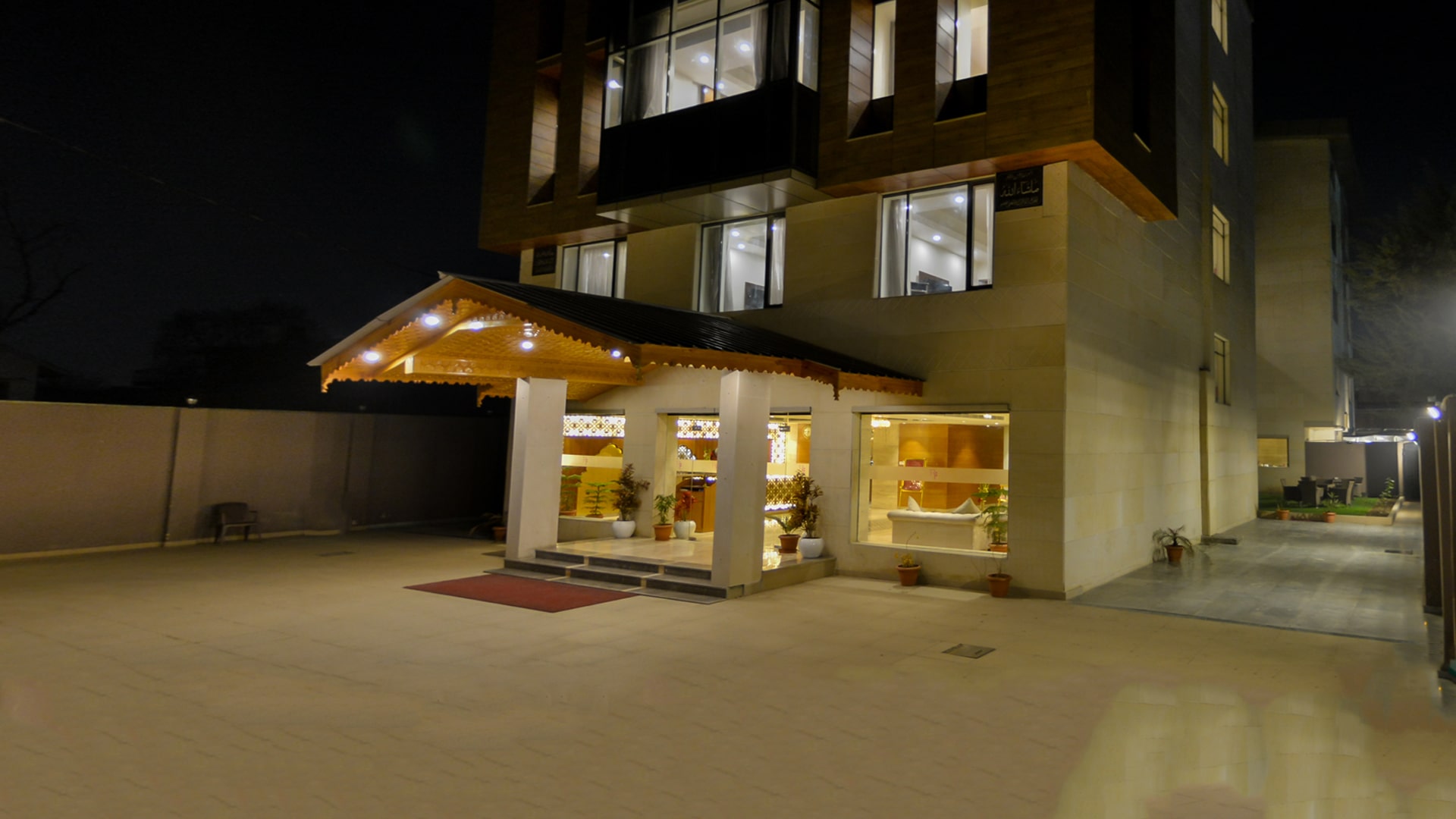 Regenta	Hotels - Best Hotels in Srinagar